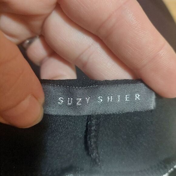 Suzy Shier Black and White Dress with Bateau Neckline - Picture 10 of 12